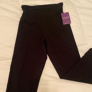 YUMMIE by Heather Thomson leggings